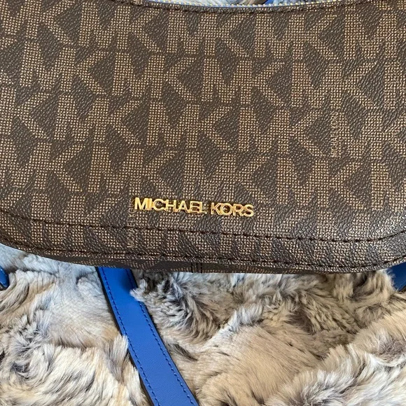 Michael Kors Camden Crossbody - Picture 9 of 10